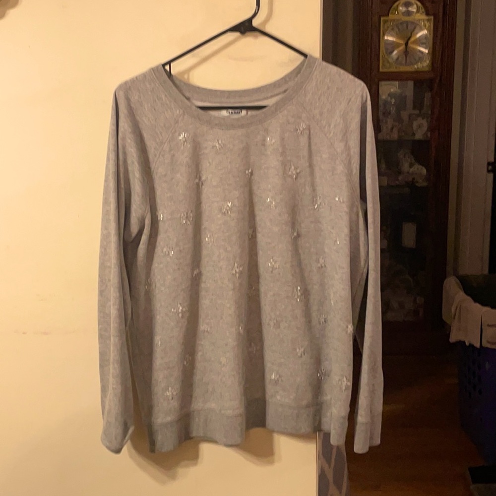 OldNavy Sweatshirt-pullOver with small beaded flowers